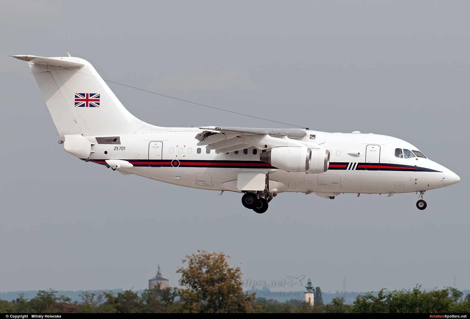 UK - Air Force  -  BAe 146-100-Avro RJ70  (ZE701) By Mihály Holecska (Misixx)