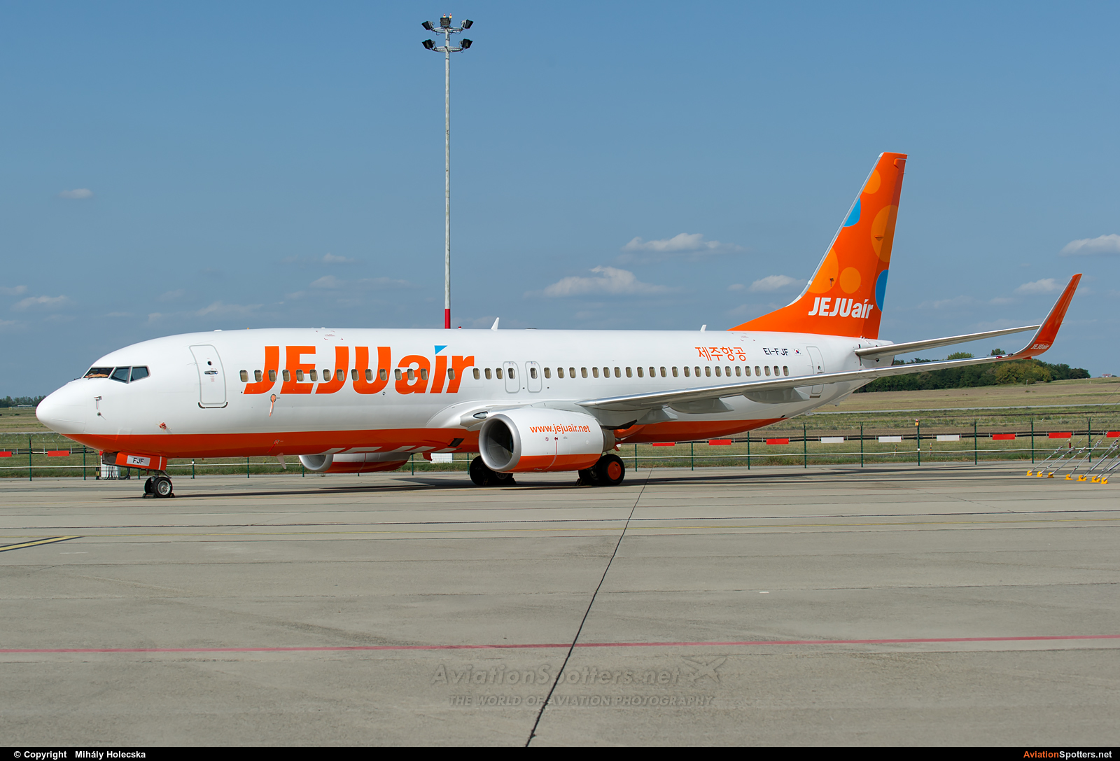 Jeju Air  -  737-800  (EI-FJF) By Mihály Holecska (Misixx)