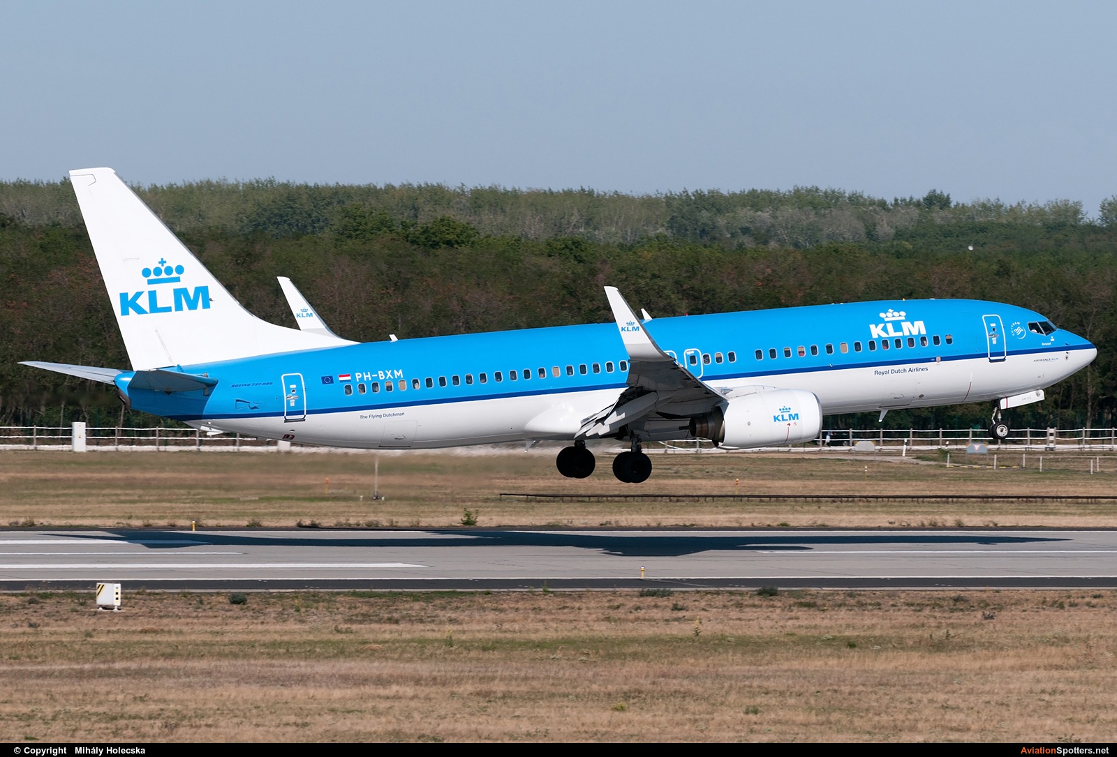 KLM  -  737-800  (PH-BXM) By Mihály Holecska (Misixx)