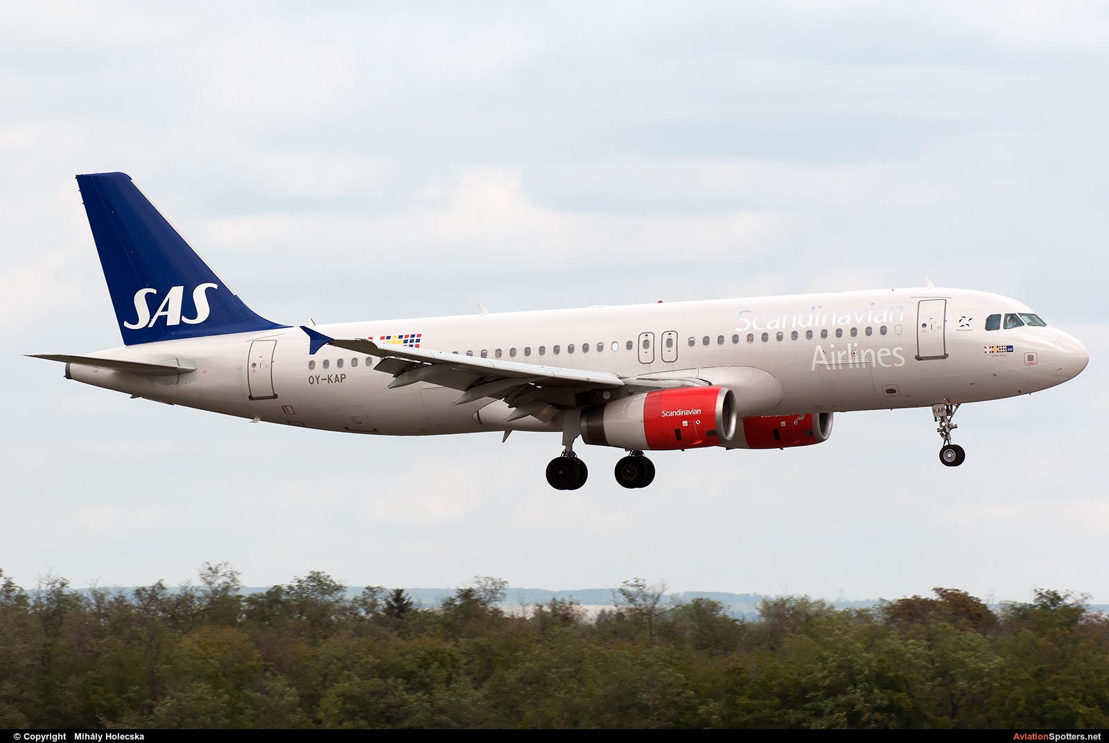 SAS - Scandinavian Airlines  -  A320-232  (OY-KAP) By Mihály Holecska (Misixx)