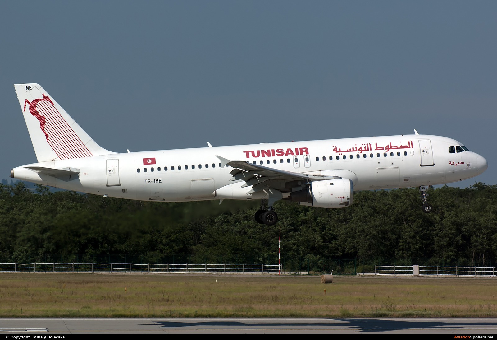 Tunisair  -  A320  (TS-IME) By Mihály Holecska (Misixx)