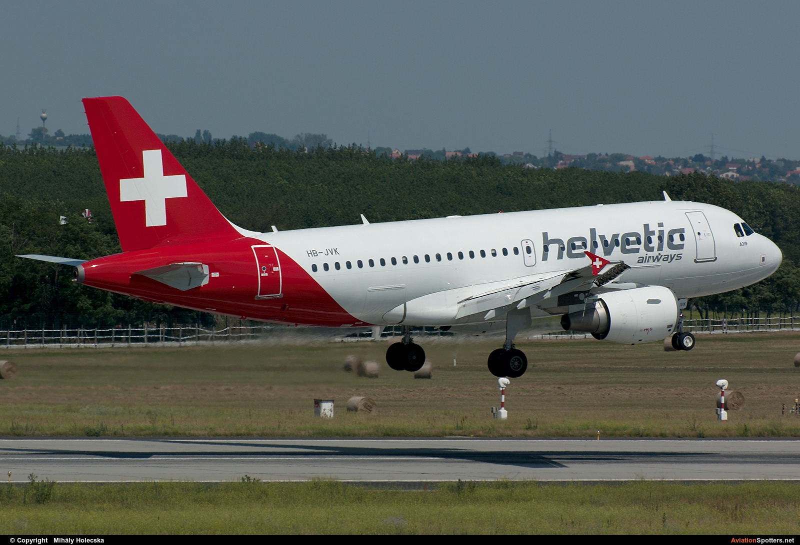 Helvetic Airways  -  A319  (HB-JVK) By Mihály Holecska (Misixx)