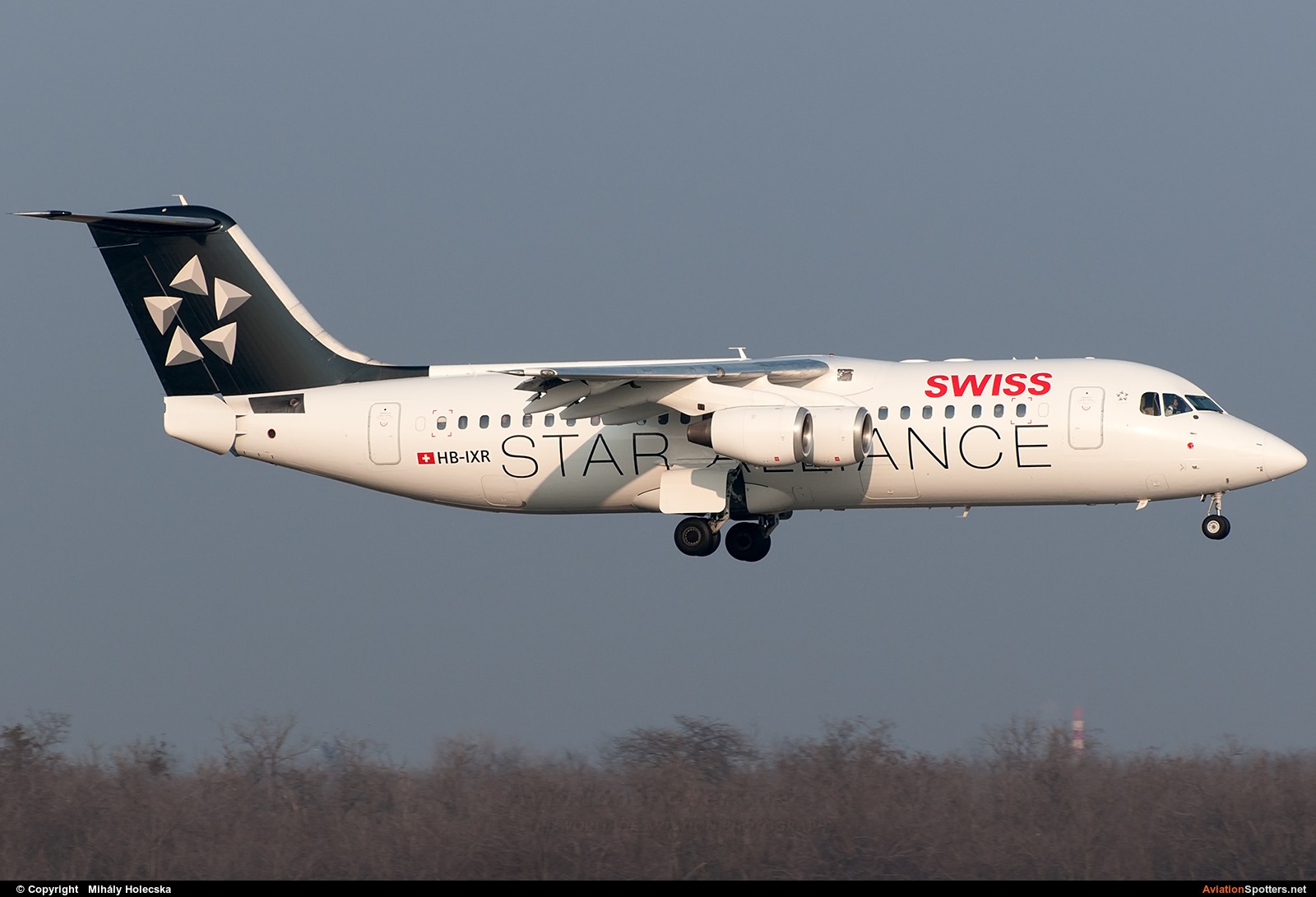Swiss International  -  BAe 146-300-Avro RJ100  (HB-IXR) By Mihály Holecska (Misixx)