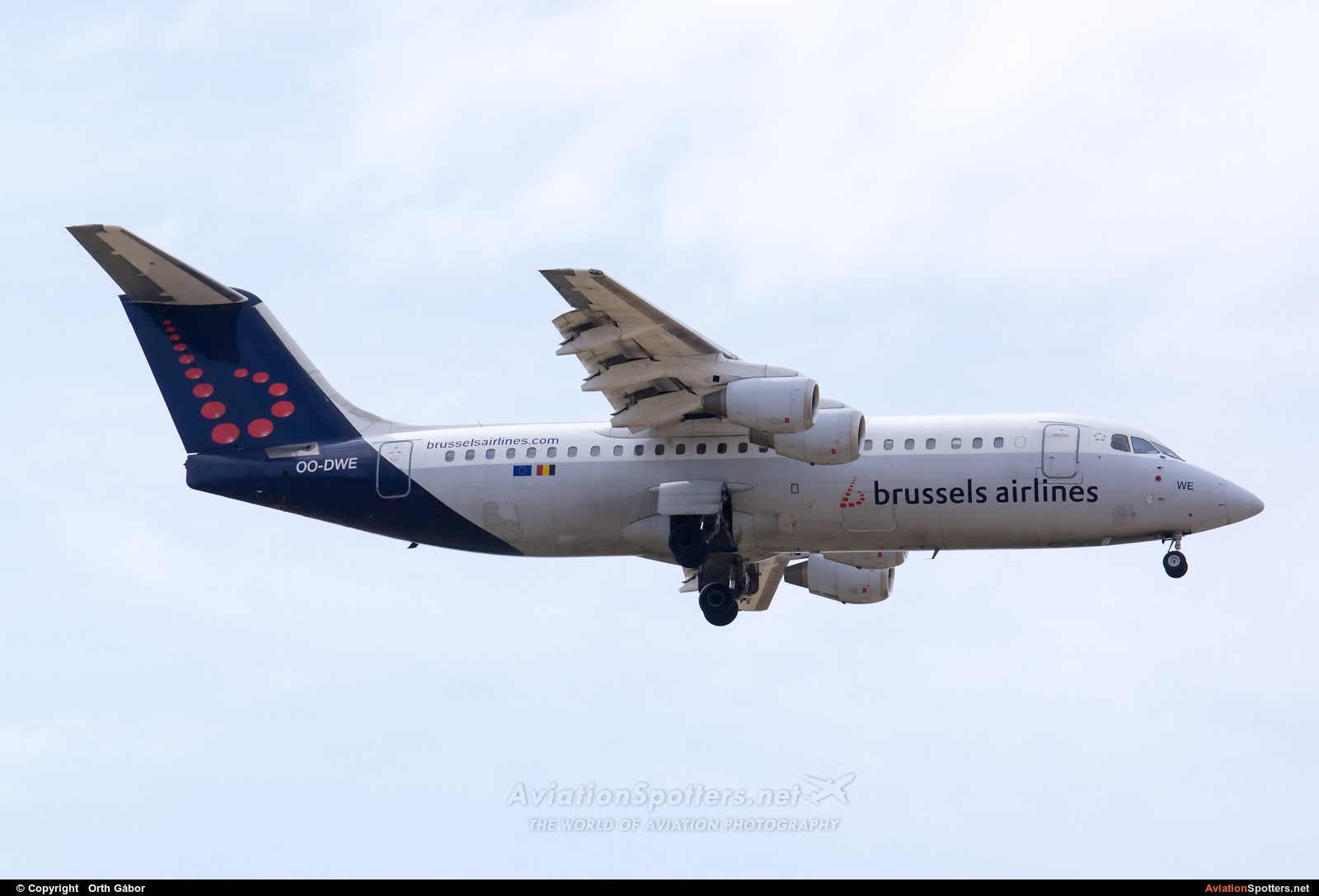 Brussels Airlines  -  BAe 146-300-Avro RJ100  (OO-DWE) By Orth Gábor (Roodkop)