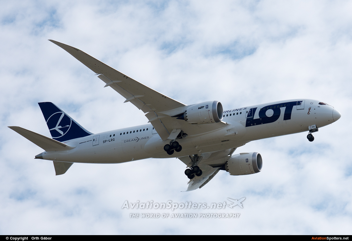LOT - Polish Airlines  -  787-8 Dreamliner  (SP-LRG) By Orth Gábor (Roodkop)