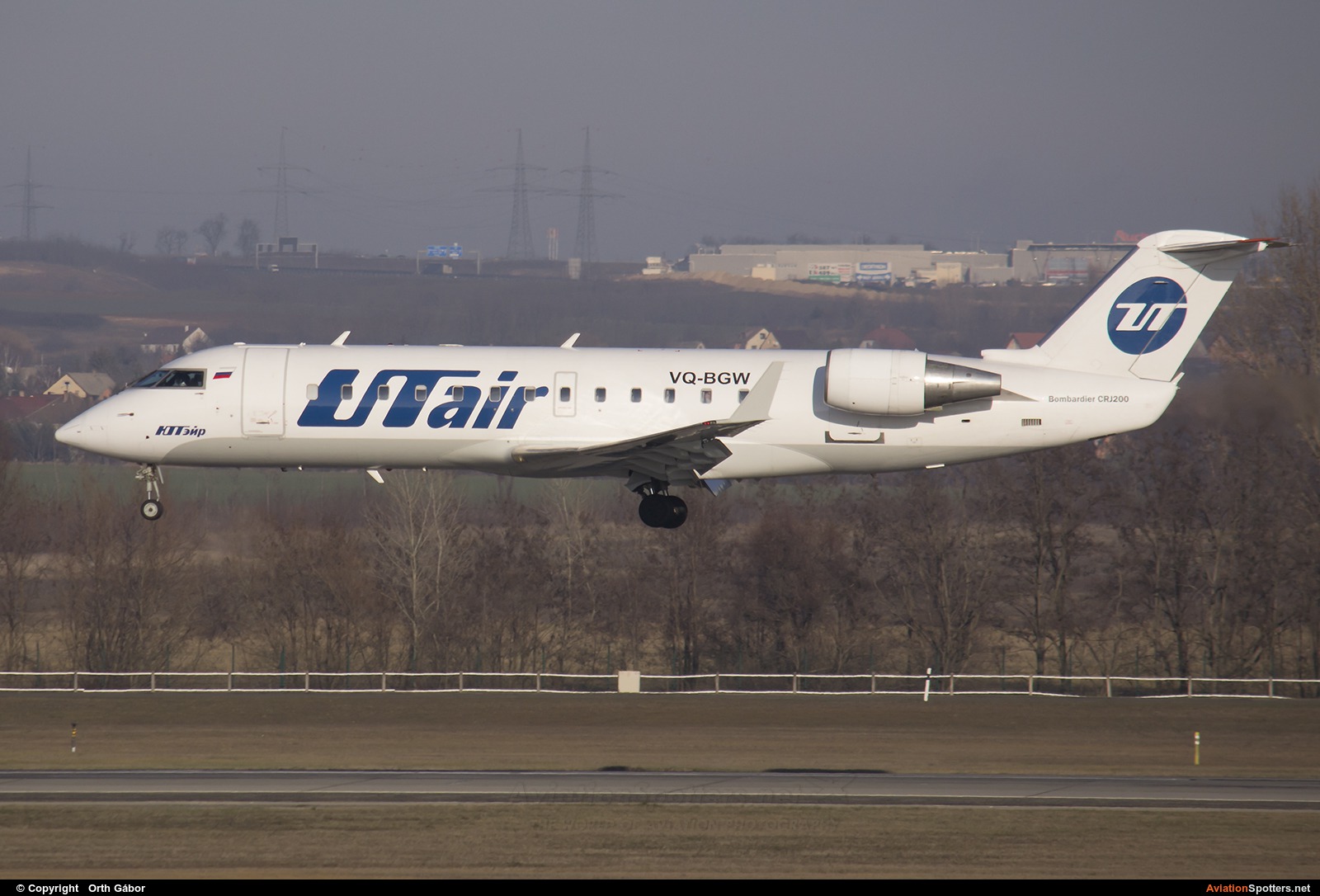UTair  -  CL-600 Regional Jet CRJ-200  (VQ-BGW) By Orth Gábor (Roodkop)
