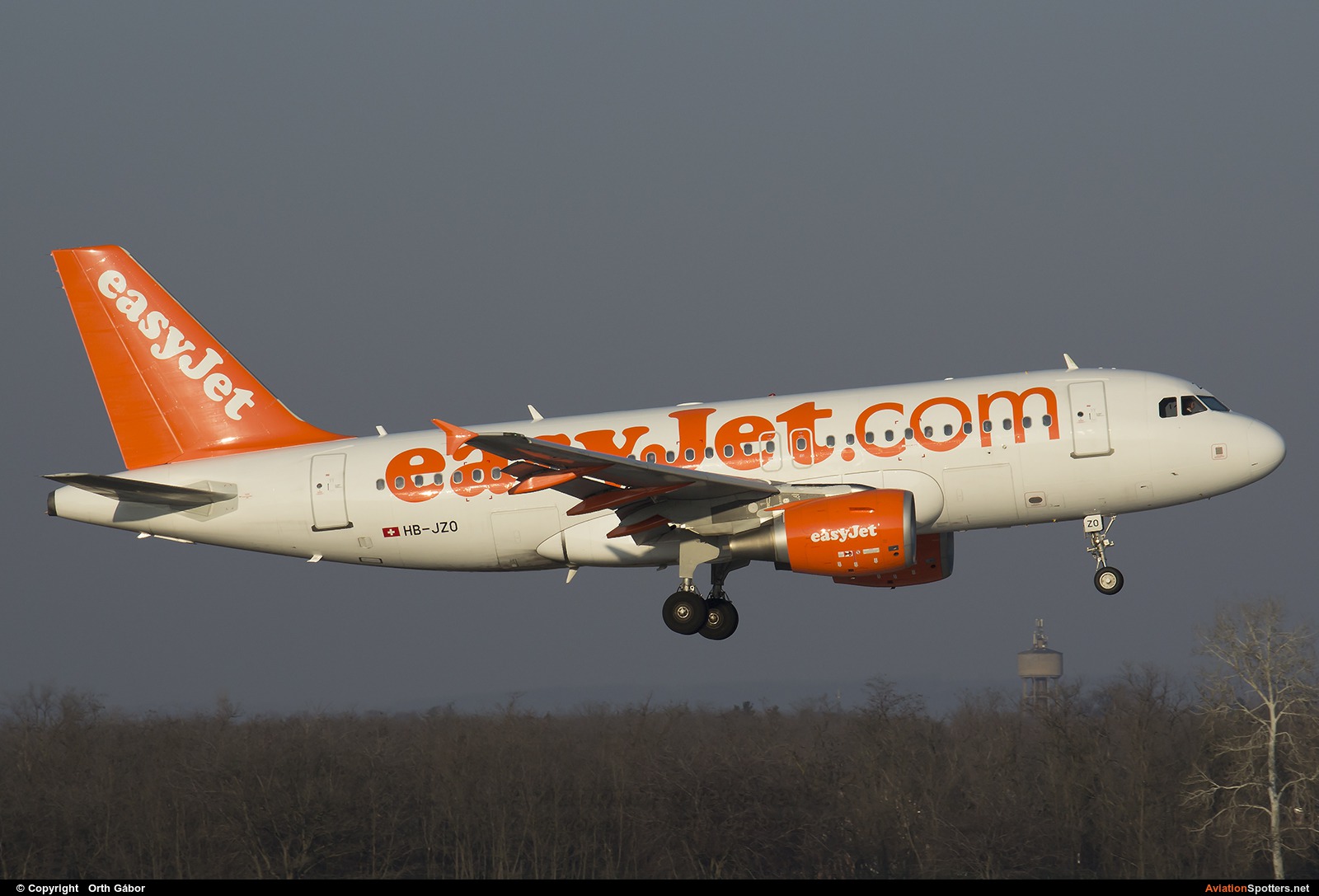 easyJet Switzerland  -  A319-111  (HB-JZO) By Orth Gábor (Roodkop)
