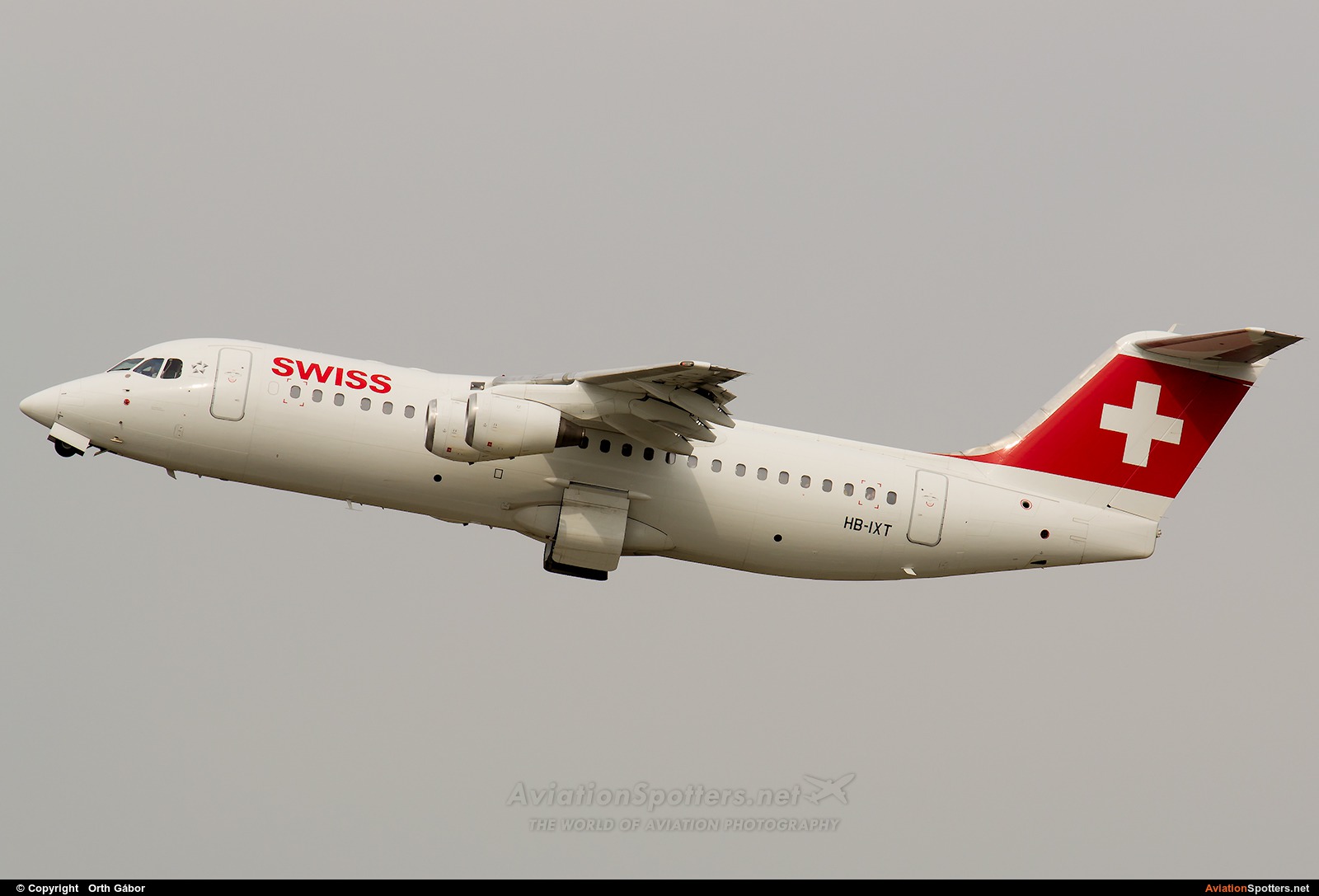 Swiss Airlines  -  BAe 146-300-Avro RJ100  (HB-IXT) By Orth Gábor (Roodkop)