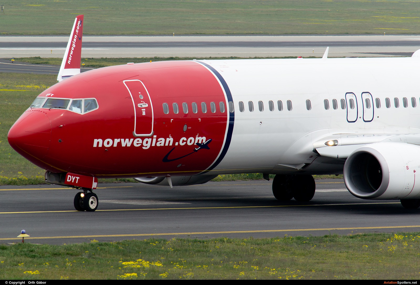 Norwegian Air Shuttle  -  737-800  (LN-DYT) By Orth Gábor (Roodkop)