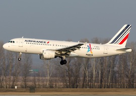 Airbus - A320 (F-GKXJ) - MesterAron