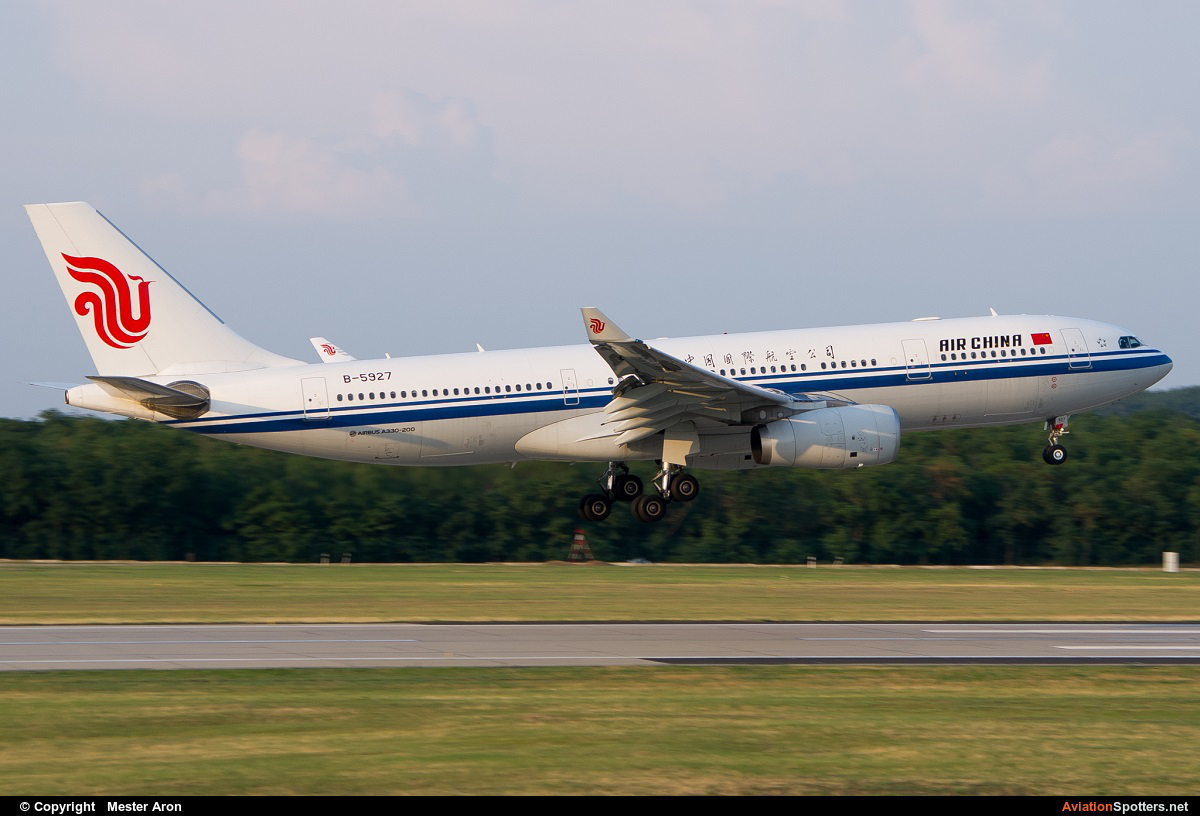 Air China  -  A330-243  (B-5927) By Mester Aron (MesterAron)