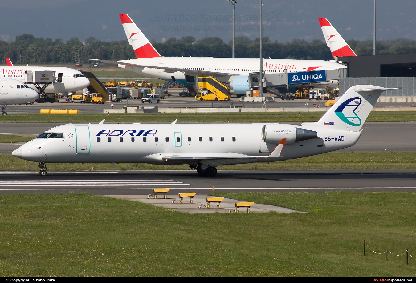 Adria Airways  -  CL-600 Regional Jet CRJ-200  (S5-AAD) By Szabó Imre (SzImre71)