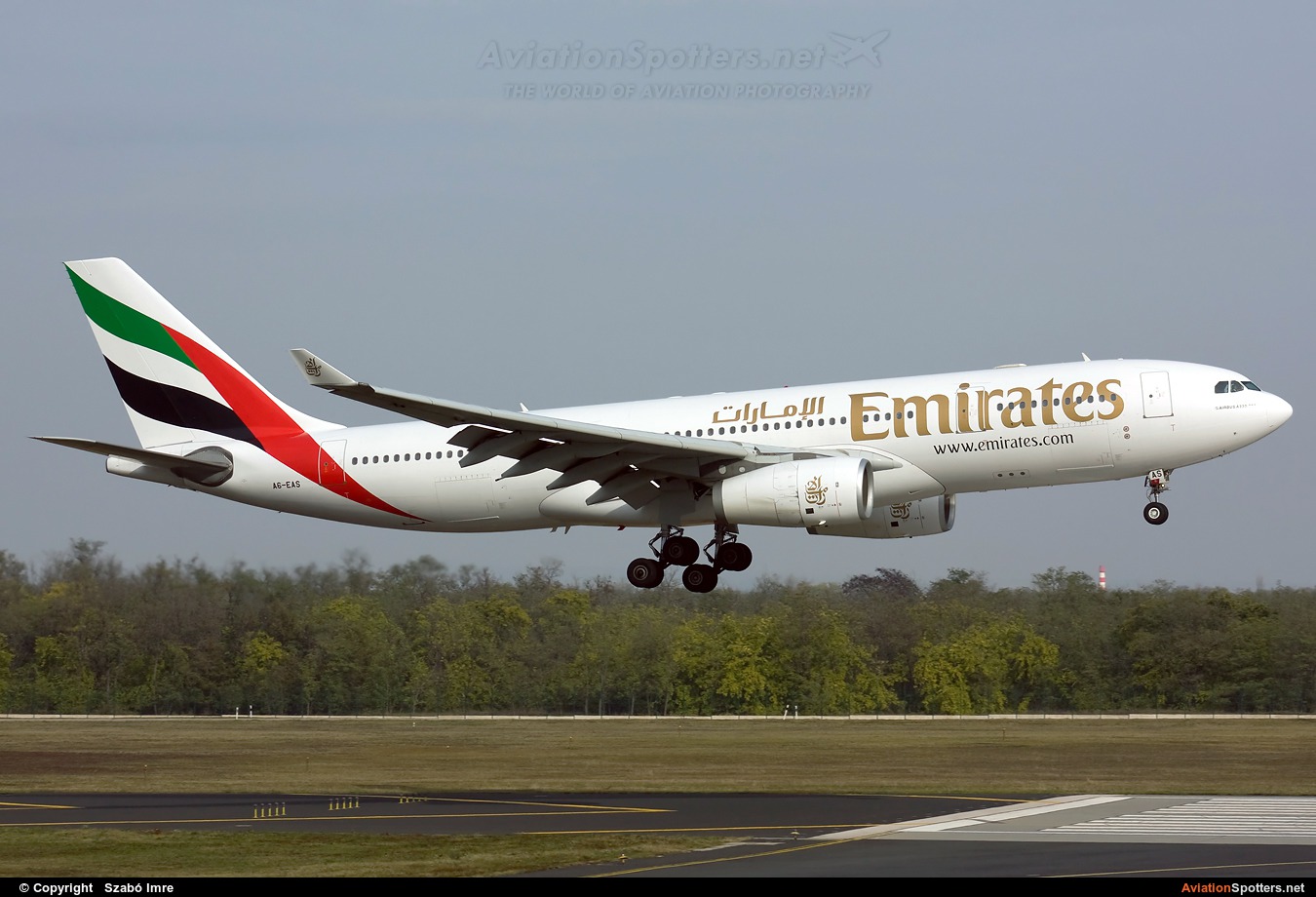 Emirates Airlines  -  A330-200  (A6-EAS) By Szabó Imre (SzImre71)