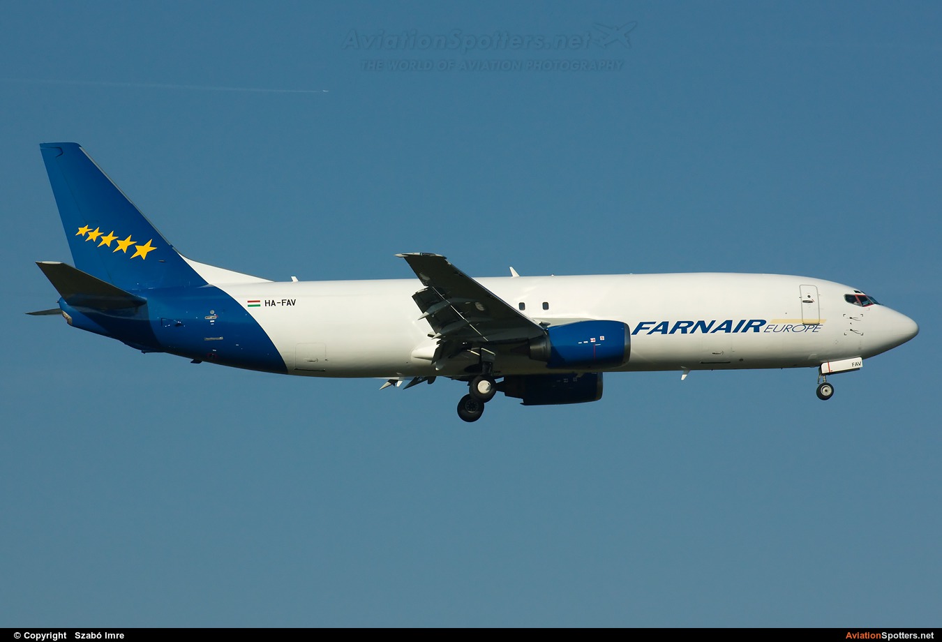 Farnair Europe  -  737-400F  (HA-FAV) By Szabó Imre (SzImre71)
