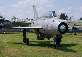 Mikoyan-Gurevich - MiG-21U (1319) - szuh jozsef