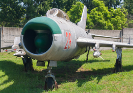 Mikoyan-Gurevich - MiG-19PM (28) - szuh jozsef