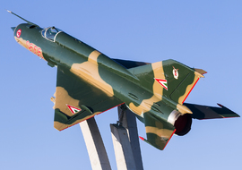 Mikoyan-Gurevich - MiG-21MF (9606) - szuh jozsef