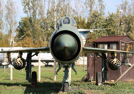 Mikoyan-Gurevich - MiG-21bis (5721) - szuh jozsef