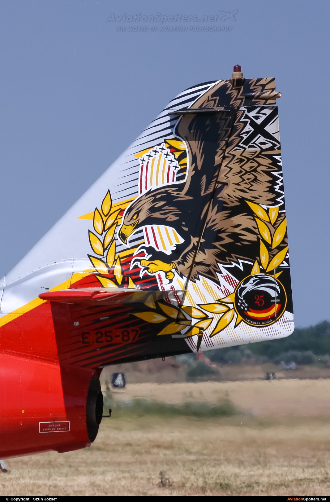 Spain - Air Force : Patrulla Aguila  -  C-101EB Aviojet  (E25-87) By Szuh Jozsef (szuh jozsef)