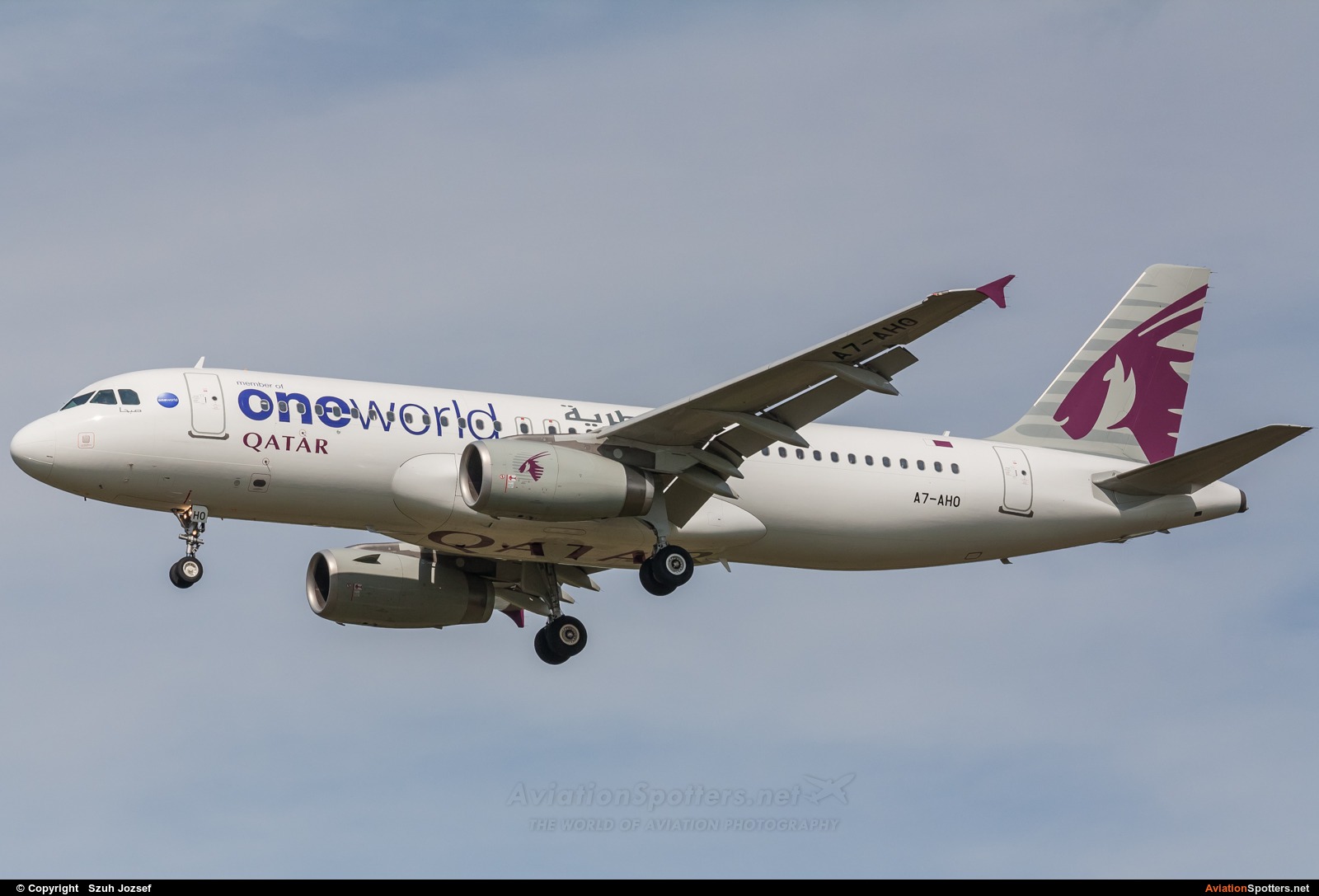 Qatar Airways  -  A320-232  (A7-AHO) By Szuh Jozsef (szuh jozsef)