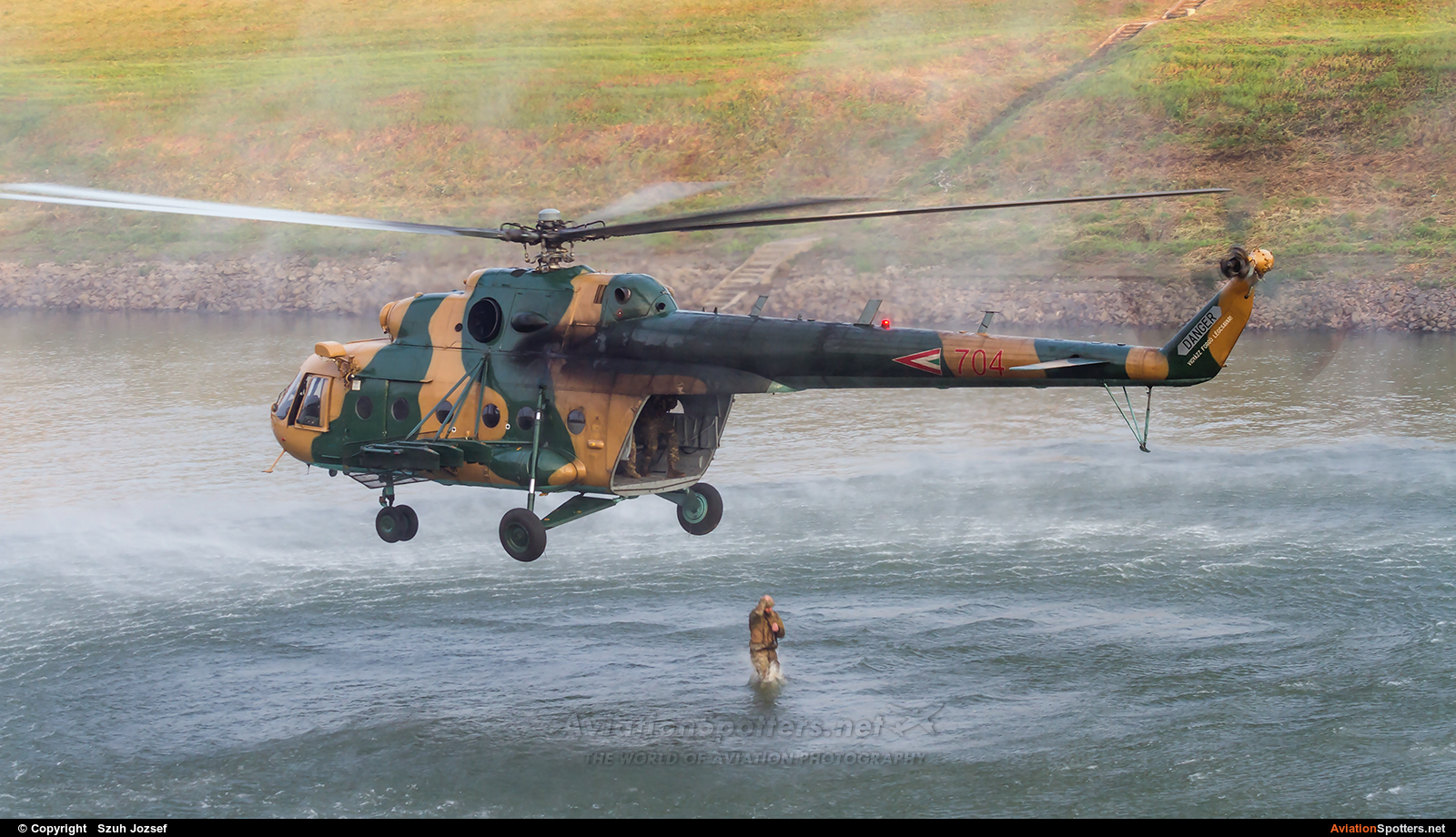 Hungary - Air Force  -  Mi-17  (704) By Szuh Jozsef (szuh jozsef)
