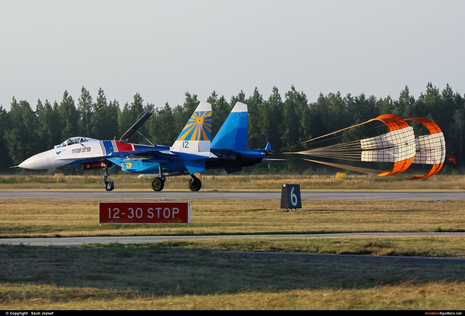 Russia - Air Force : Russian Knights  -  Su-27P  (12) By Szuh Jozsef (szuh jozsef)