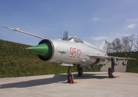 Mikoyan-Gurevich - MiG-21MF (9512) - Spawn
