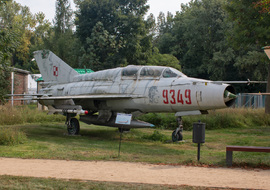Mikoyan-Gurevich - MiG-21UM (9349) - Spawn