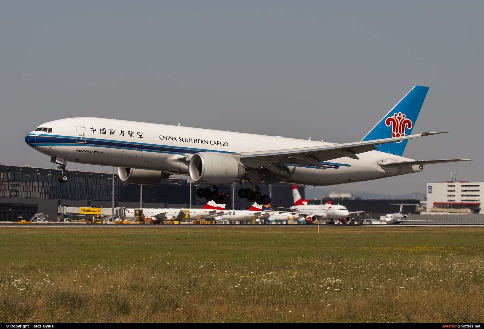 China Southern Airlines Cargo  -  777-F1B  (B-2027) By Rácz Gyula (Spawn)