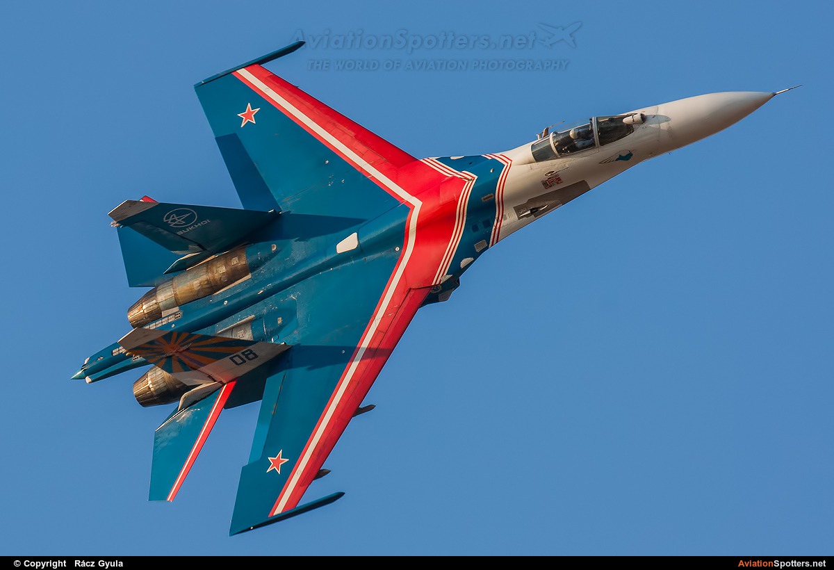 Russia - Air Force : Russian Knights  -  Su-27P  (08) By Rácz Gyula (Spawn)
