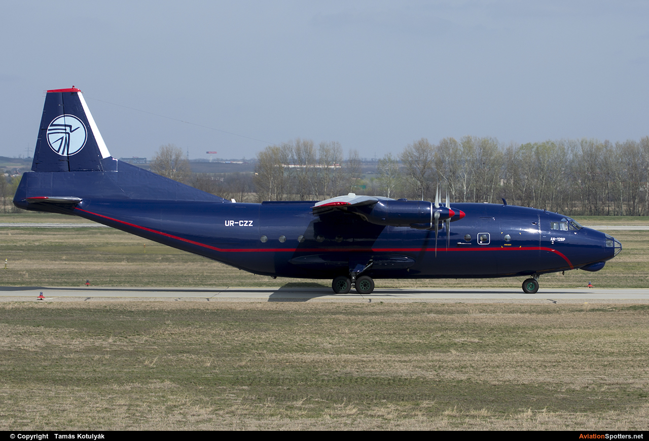 Ukraine Air alliance  -  An-12 (all models)  (UR-CZZ) By Tamás Kotulyák (TAmas)