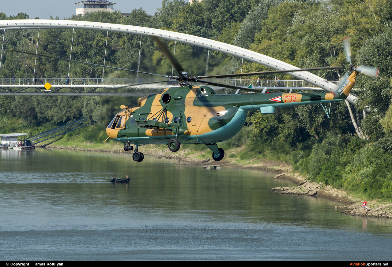 Hungary - Air Force  -  Mi-17  (705) By Tamás Kotulyák (TAmas)