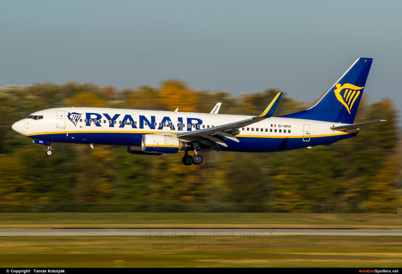 Ryanair  -  737-8AS  (EI-DPH) By Tamás Kotulyák (TAmas)