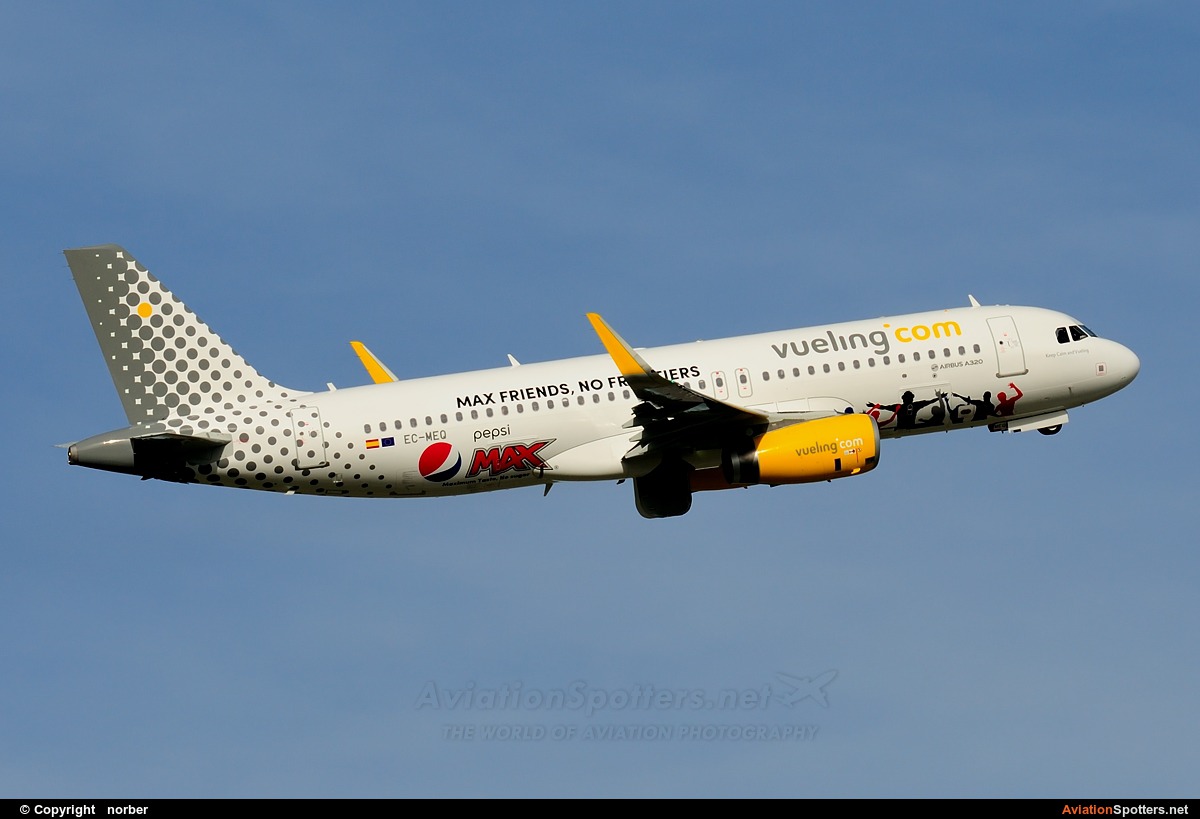 Vueling Airlines  -  A320-232  (EC-MEQ) By norber (norber)
