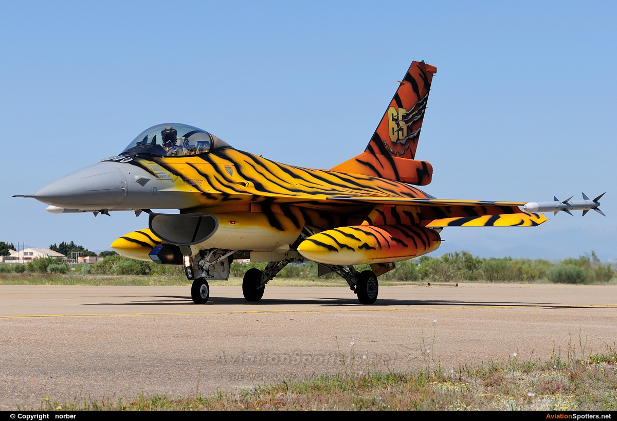 Belgium - Air Force  -  F-16AM Fighting Falcon  (FA-77) By norber (norber)