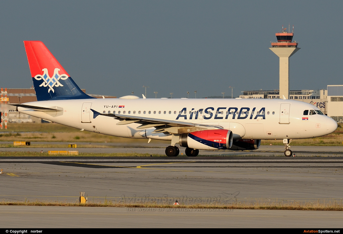 Air Serbia  -  A319-132  (YU-API) By norber (norber)