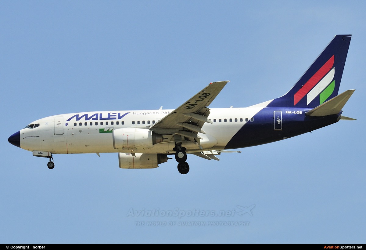 Malev  -  737-700  (HA-LOB) By norber (norber)
