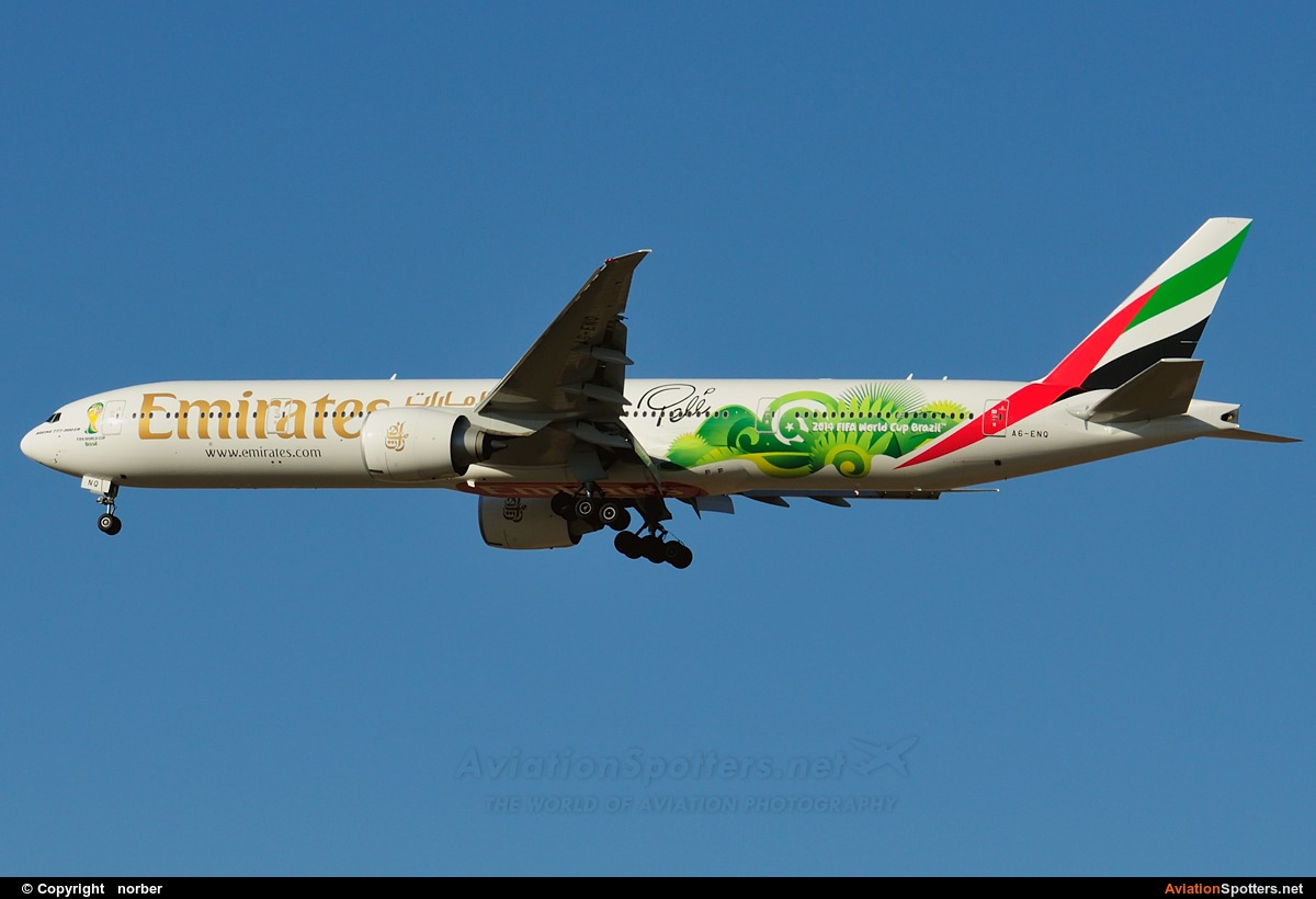 Emirates Airlines  -  777-300ER  (A6-ENQ) By norber (norber)